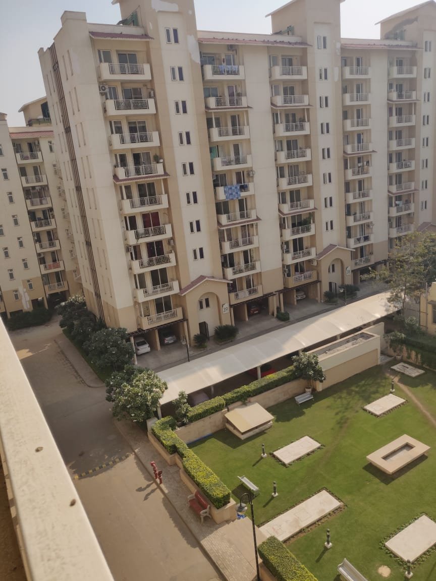 Available Aparments in Emaar Palm Hills, Gurugram 9718673075